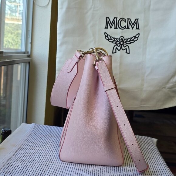 MCM Klara Leather Hobo Bag Powder Pink Monogram Crossbody Authentic - MSRP $1,01 - Picture 7 of 14